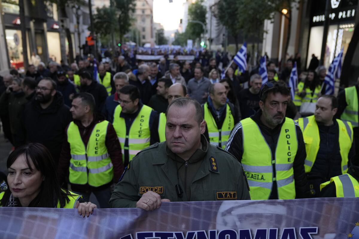 Greek anti-terror squad investigates after a bomb was defused near